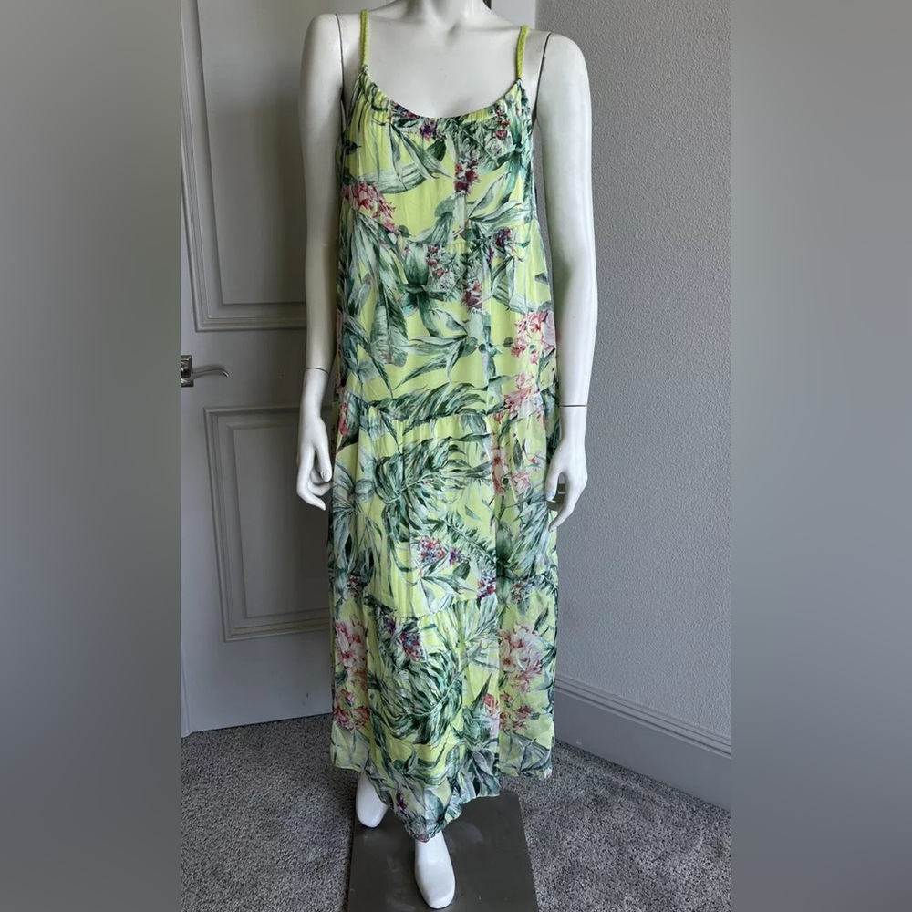 Elena Baldi Women Green Silk Blend Floral Print Straight Neck Dress